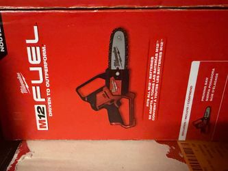 Milwaukee M12 FUEL Pruning Saw