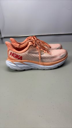 Women’s Hoka Size 7.5B 