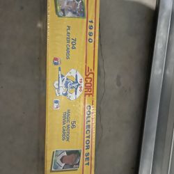 Baseball Cards 1990 Score Collectors Set