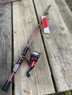 New Zebco Slingshot Fishing Pole