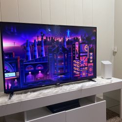 43 Inch Roku Tv And Smaller Bedroom Roku Tv 