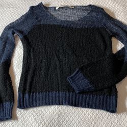 TO LOVE KUVAA Wool 65% Acrylic 35%  CROCHET Long Sleeve Black & Blue TOP Sz O/S