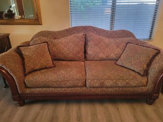 Ashley Biltmore Bordeaux 2 Piece Sofa Set
