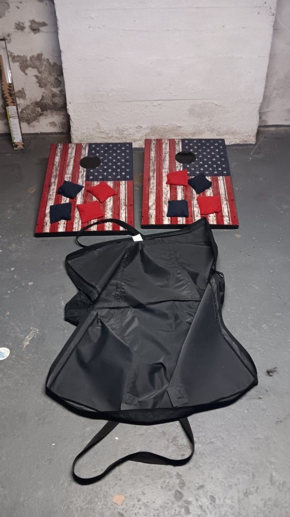 Cornhole Set