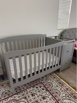 Baby crib