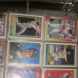 MARK MCGWIRE-ATHLETICS- BASEBALL CARDS (5 CARDS)