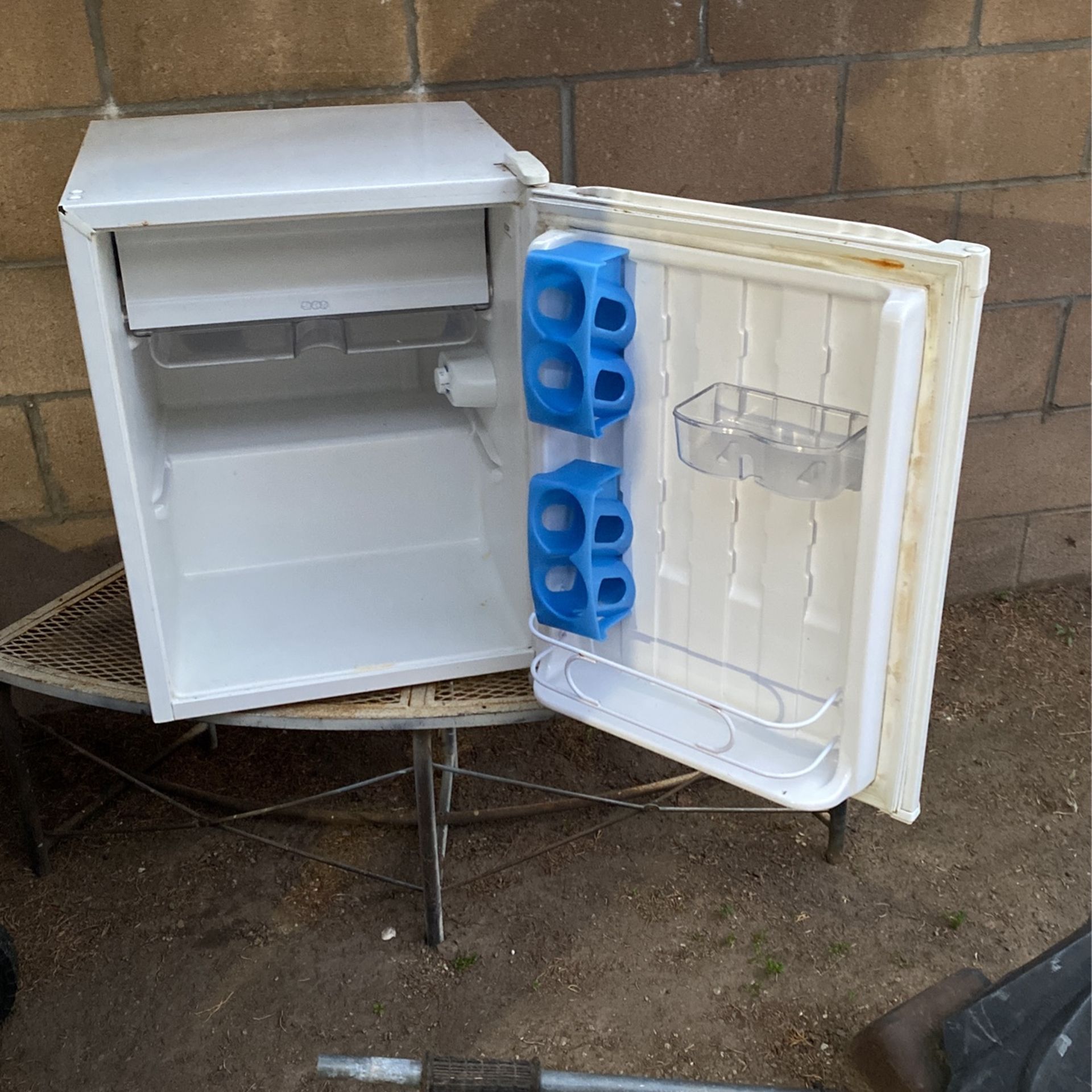 Mini Fridge, White