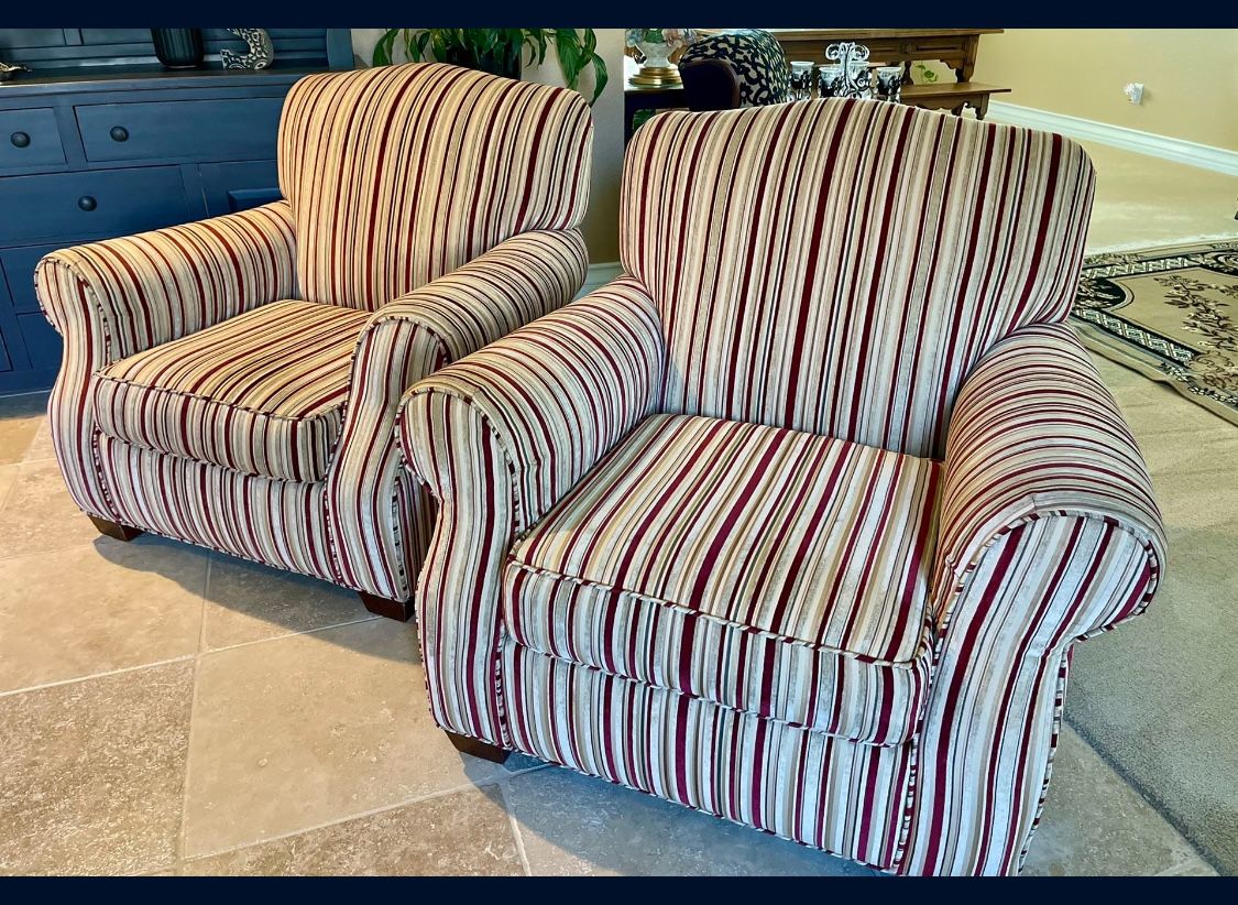**Oversized Arm Chairs (Set)