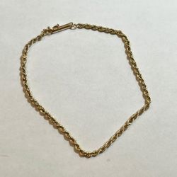14k Gold Twisted Bracelet
