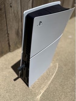 Slime PS five with the box and PS headset and all the chords Selling as a bundle Slim PS 5 with the box and PS headset