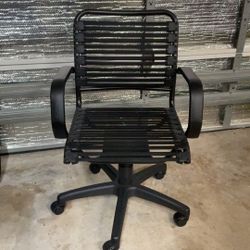 Chair From Container Store / Flat Bungee Office Chair w/ Arms. Barely Used..