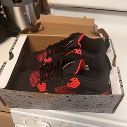 Jordan 4 Red Thunder Size 13
