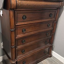 Chest of draw