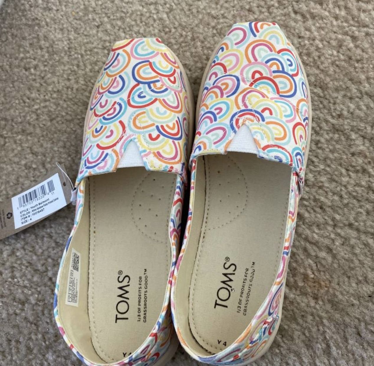 TOMS Girls Slip On Shoes-Size 4- Brand New with tags 