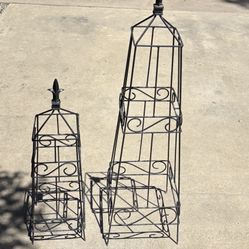 GARDEN PATIO YARD METAL TOWERS DECOR SET $15