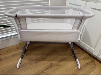 Baby Delight Bedside Bassinet