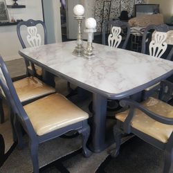 Table With 6 Chairs With Extension 