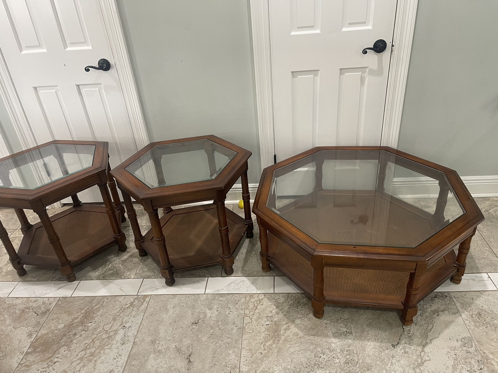 Coffee Table Set