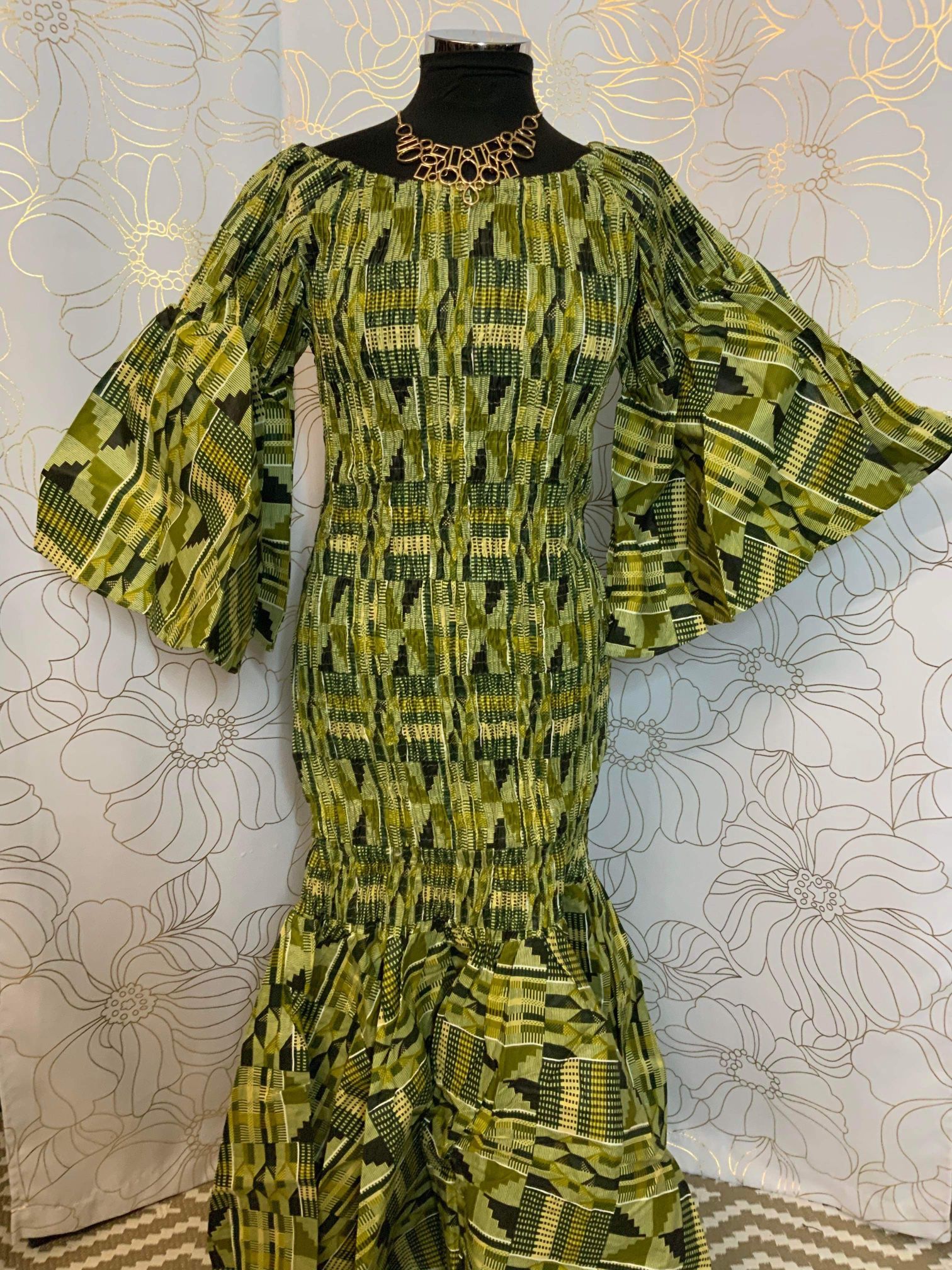 Africa. Print Mermaid Dress Comes With Matching Purse 