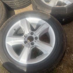 Set Of 4 Wheels And Tires BMW X5 Bridgestone 255-55-18