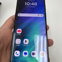 (T-Mobile) Motorola Razr Ultra 5G  2025.