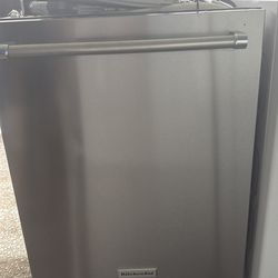 Kitchenaid dishwasher