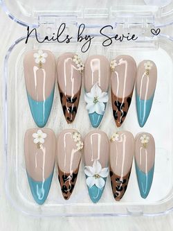 Acrylic Handmade Press-On Nails Set – Floral & Leopard