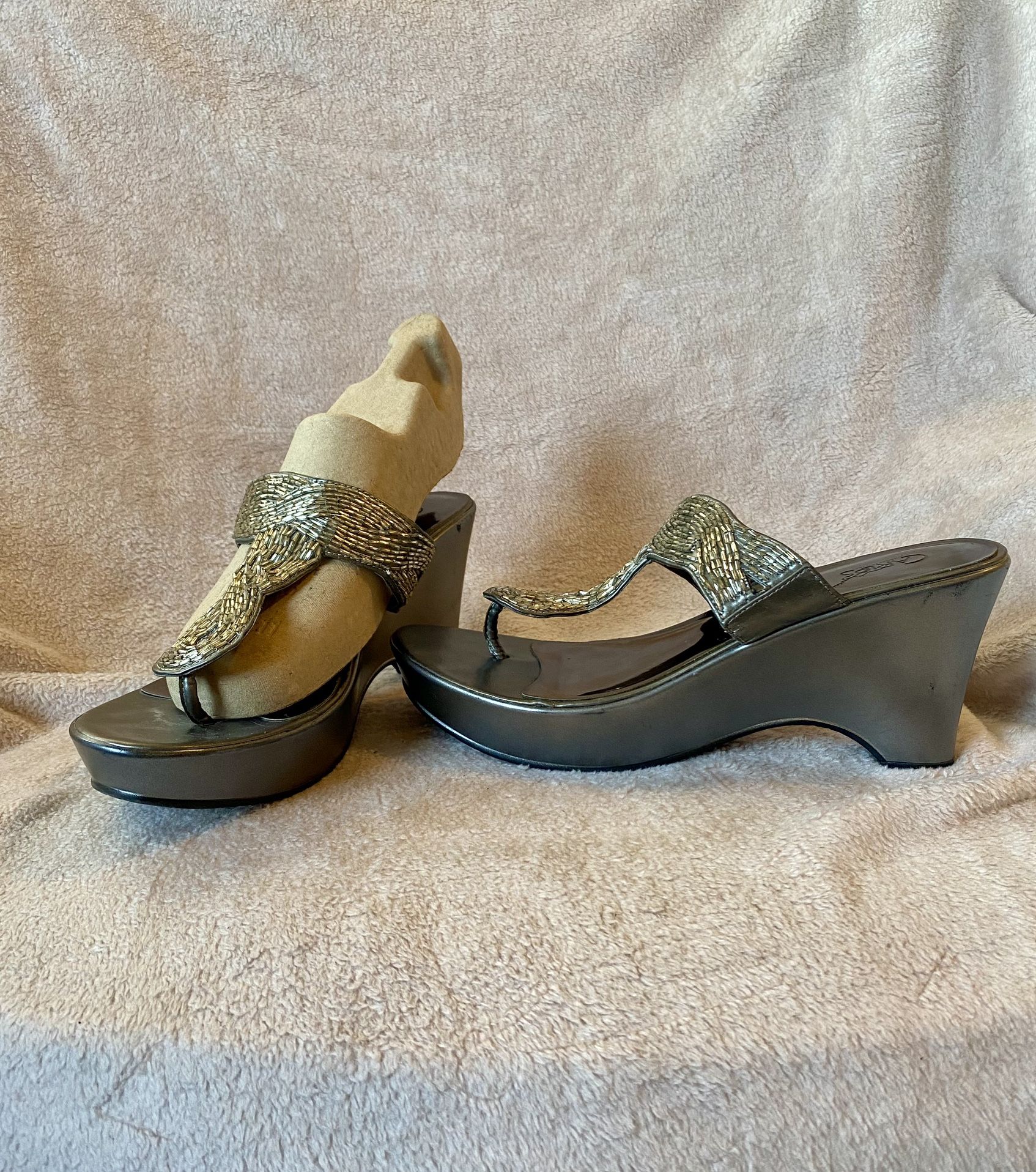 Carlos by Carlos Santana used beaded wedge sandals. Women’s size 10M