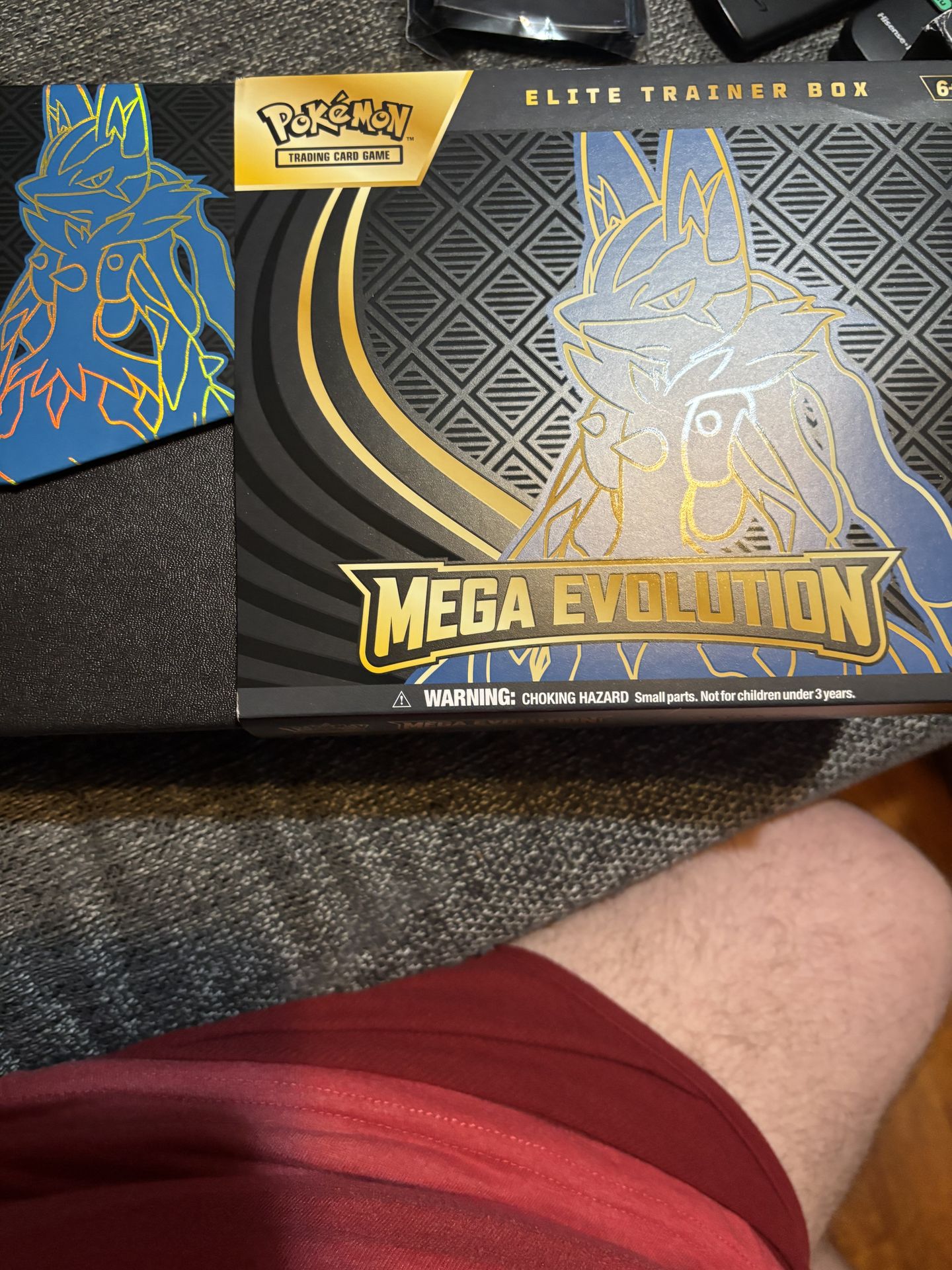 Mega evolutions open trainer box