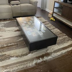 Mobilia Coffee Table With Storage