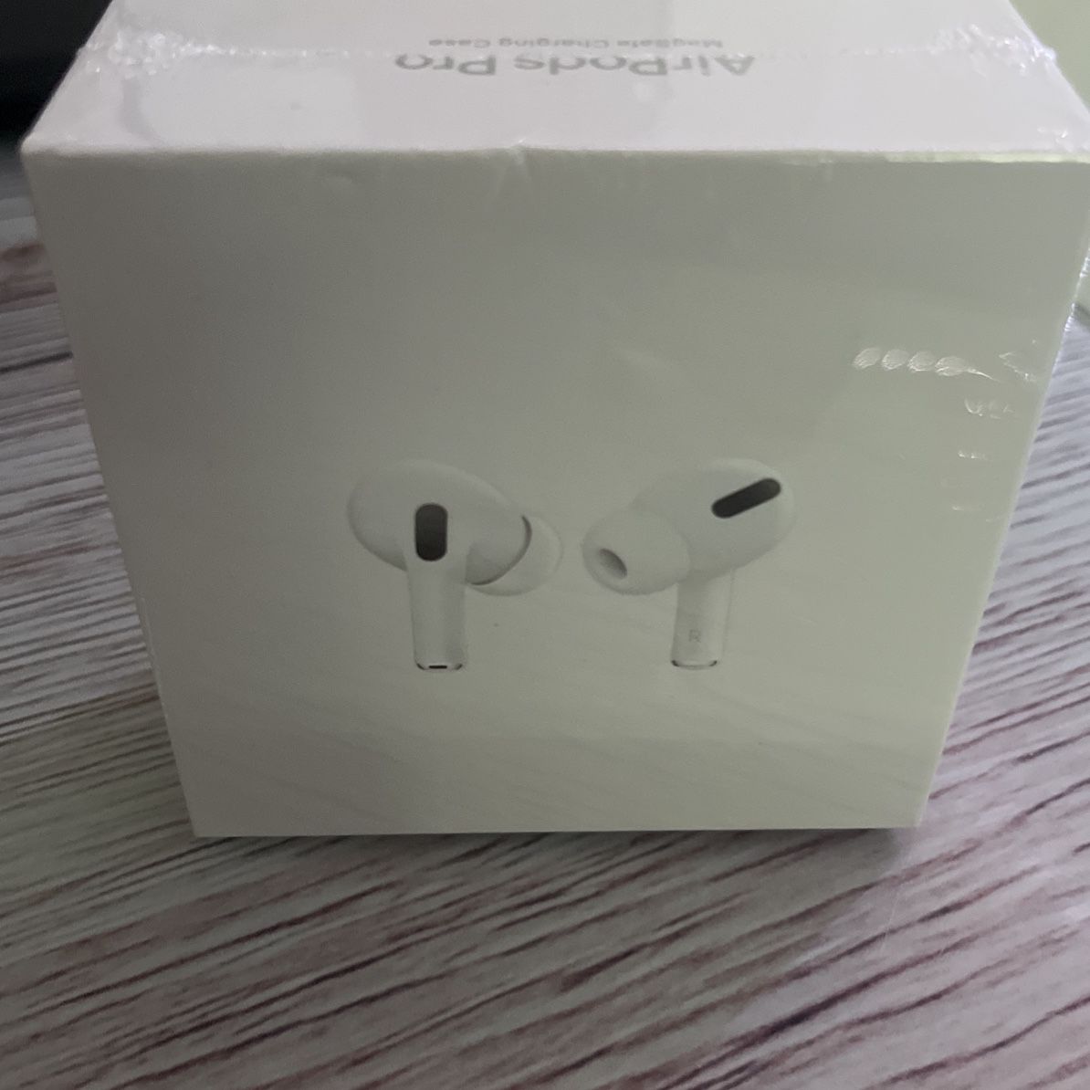 (Best Offer)(Brand New) Airpod Pro 2nd Generation 