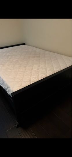 Bed and mattress