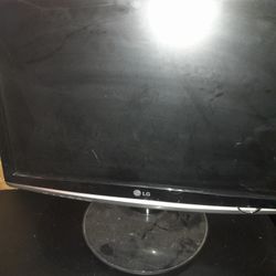 LG Flatiron W1952TQ.  $20.00. 