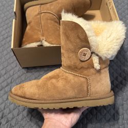 UGG Chestnut Bailey Boots