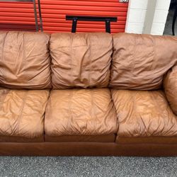 BROWN LEATHER SOFA X1