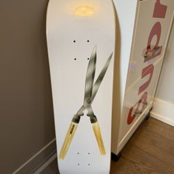 SUPREME SHEARS SKATEBOARD DECK ONLY (WHITE)