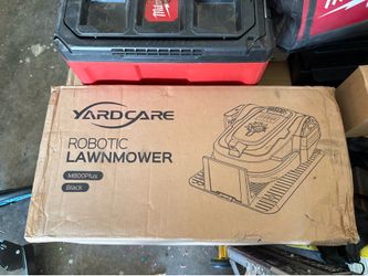 Robotic lawnmower