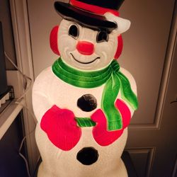 Vintage Green Scarf Christmas Snow Man