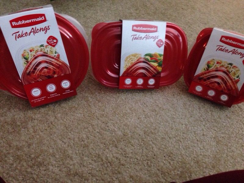 ***** 3 Sets Rubbermaid Take Alongs. Please See All The Pictures