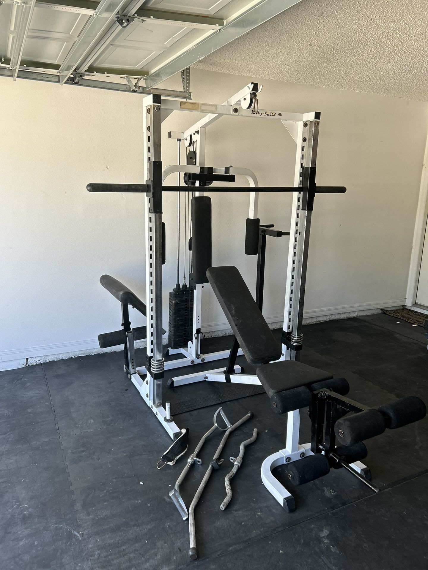 Body-Solid Smith Machine Complete Home Gym