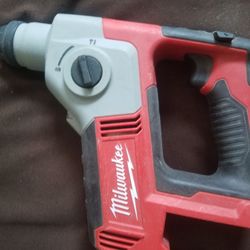 Milwaukee Rotary Hammer