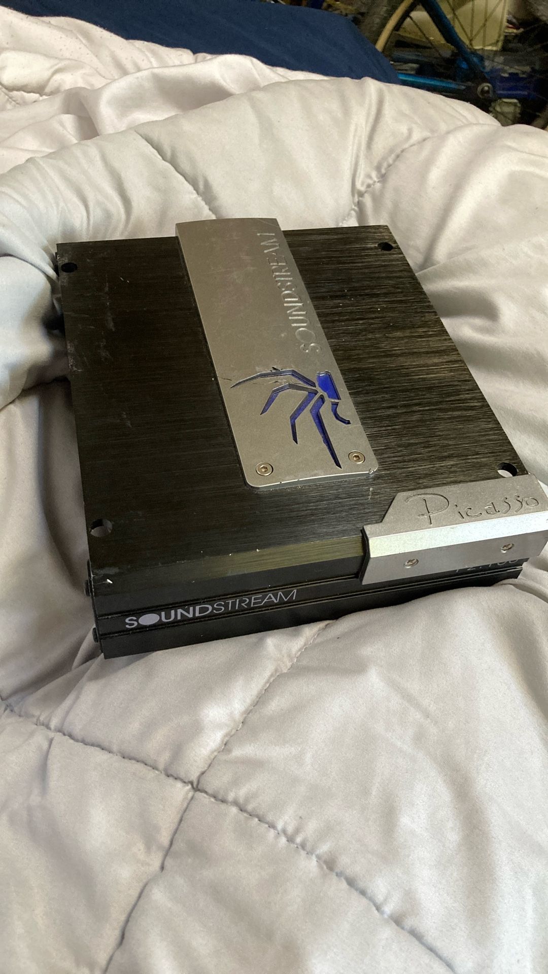 Soundstream 200 watt Car Audio Amp