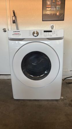 BRAND NEW Samsung dryer