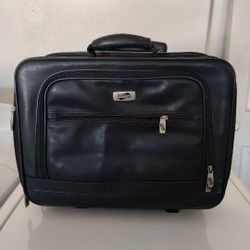 American Tourister Laptop Bag With Wheels $20