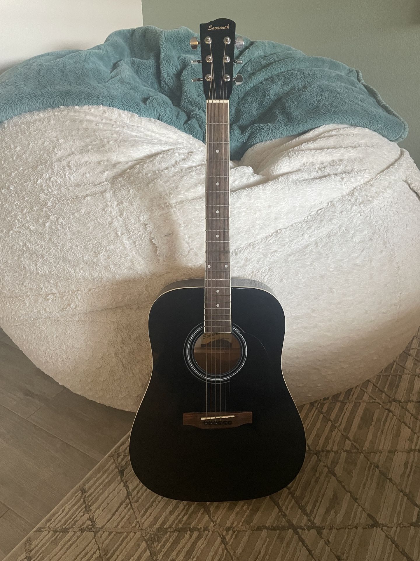 Acoustic Guitar -Savannah 