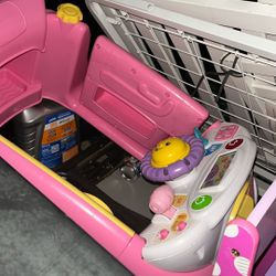 A lot Of Baby Stuff Clothes/ Toys /walker/ Crib / Stuffed Animals   Etc