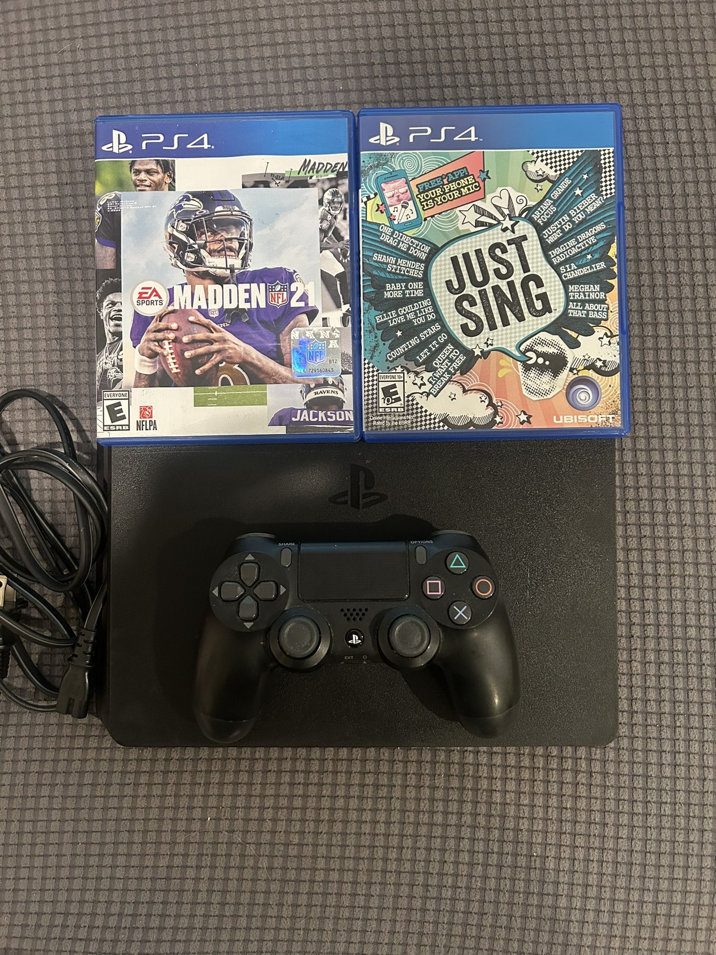 PS4 Slim
