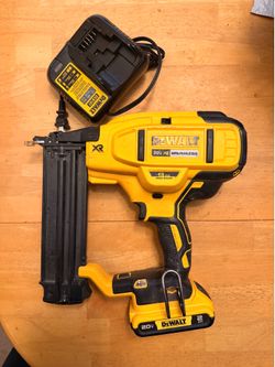 Dewalt 18gauge trim gun 20v XR