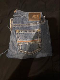M4 Ariat jeans