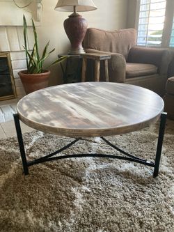 Round coffee table